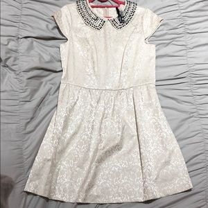 Kensie dress with beaded collar